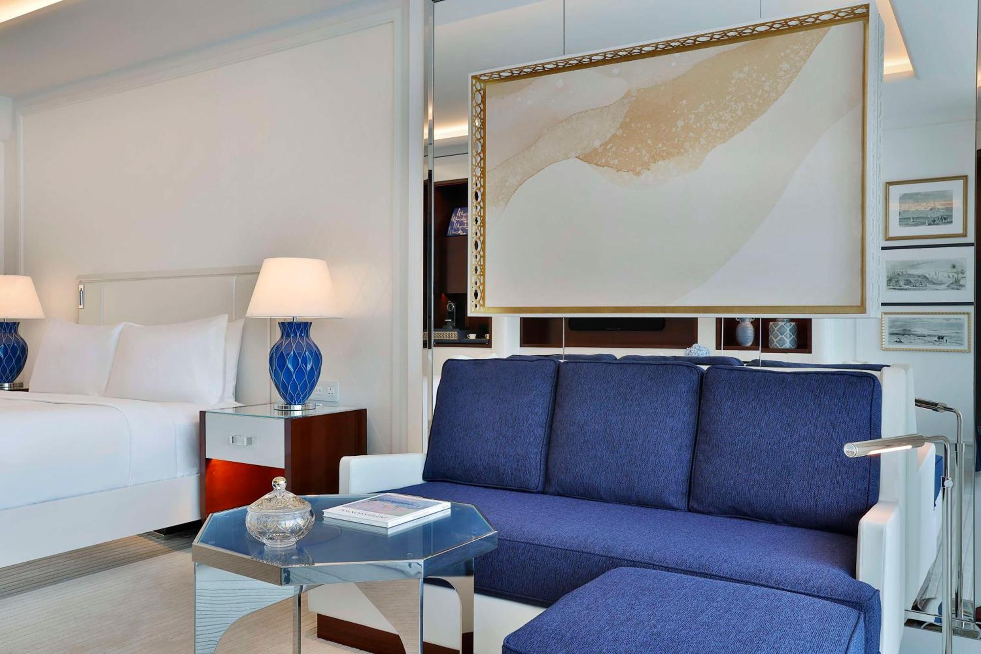 Waldorf Astoria Doha Lusail Dış mekan fotoğraf A suite at the Atlantis Paradise Island